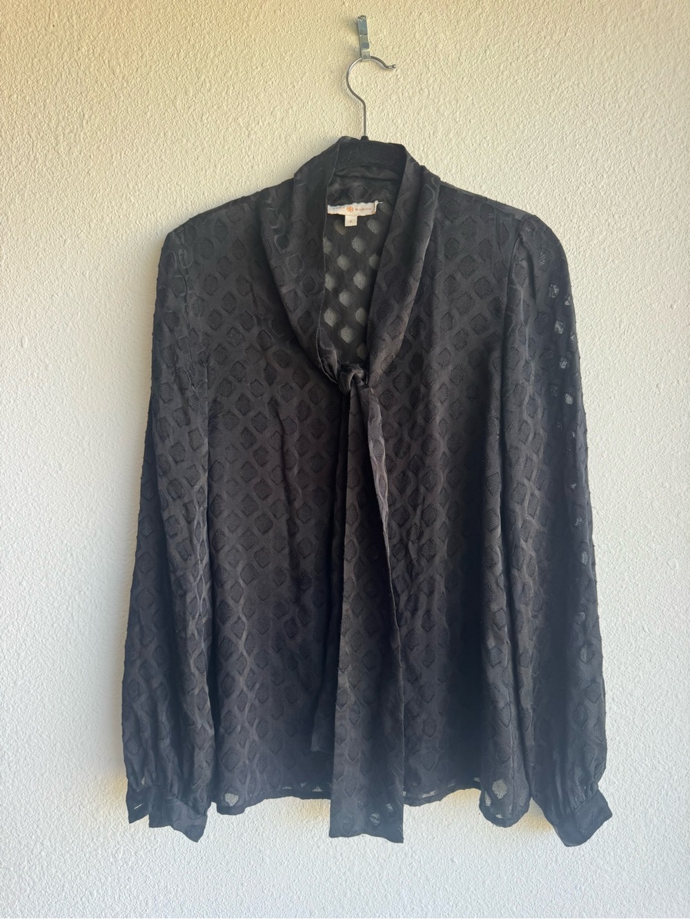 Tory Burch black sheer jacquard tie neck blouse size 6